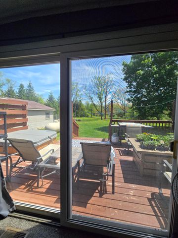 12495 5 Mile Road, Evart, MI 49631