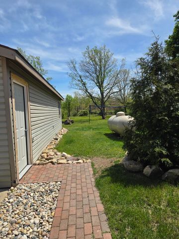 12495 5 Mile Road, Evart, MI 49631
