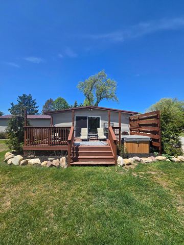 12495 5 Mile Road, Evart, MI 49631