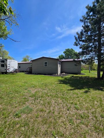 12495 5 Mile Road, Evart, MI 49631