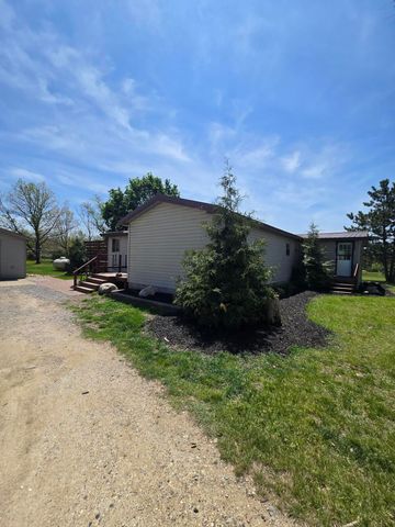 12495 5 Mile Road, Evart, MI 49631