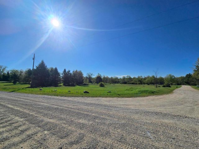 12495 5 Mile Road, Evart, MI 49631