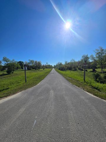 12495 5 Mile Road, Evart, MI 49631