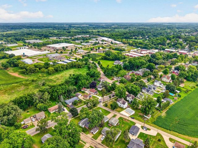 403 N Main Street, Deerfield, WI 53531