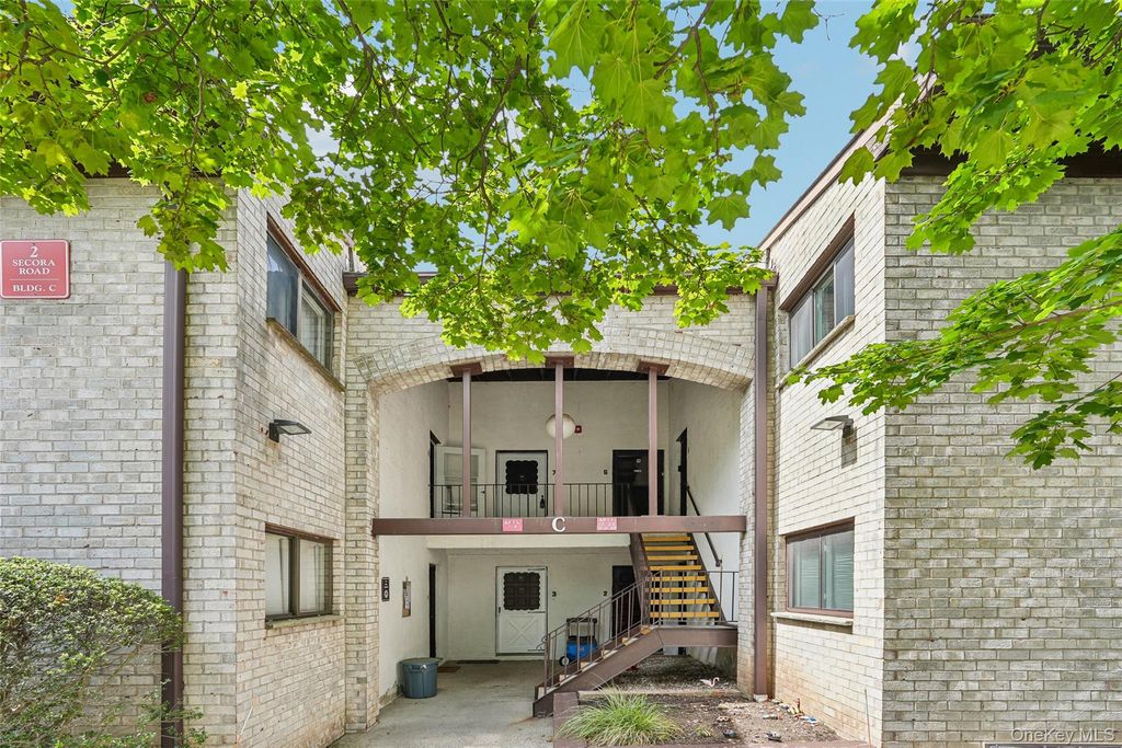 2 Secora Road C-5, Monsey, NY 10952 — exterior