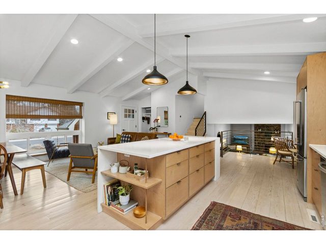 2237 Iroquois Dr, Fort Collins, CO 80525