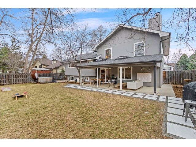 2237 Iroquois Dr, Fort Collins, CO 80525