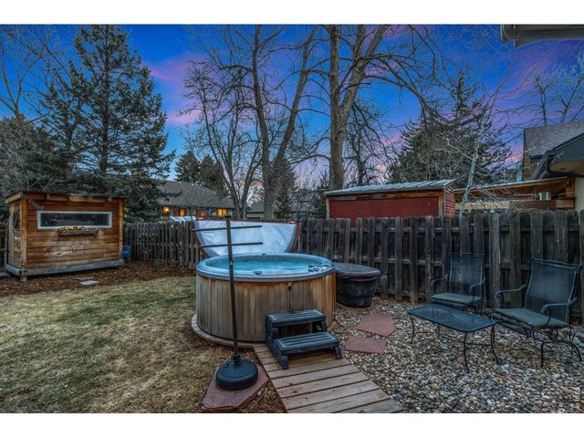 2237 Iroquois Dr, Fort Collins, CO 80525