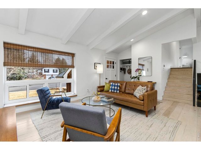 2237 Iroquois Dr, Fort Collins, CO 80525