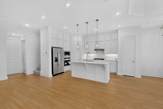 8148 Legacy Oak Drive, Mckinney, TX 75071
