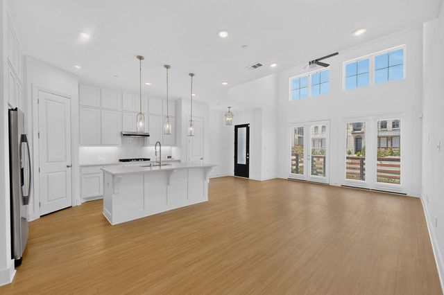 8148 Legacy Oak Drive, Mckinney, TX 75071