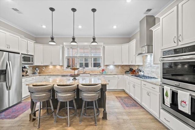 60 COTTON BEND DR, Rossville, TN 38066