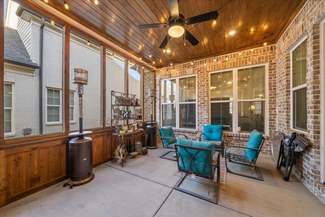 60 COTTON BEND DR, Rossville, TN 38066