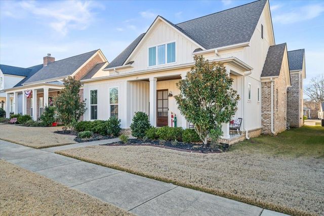 60 COTTON BEND DR, Rossville, TN 38066