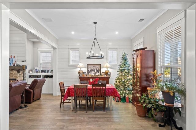 60 COTTON BEND DR, Rossville, TN 38066