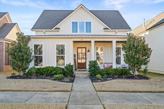 60 COTTON BEND DR, Rossville, TN 38066