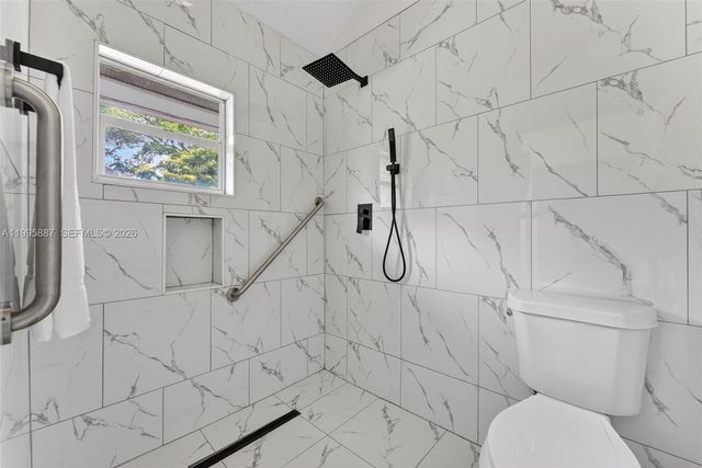 2710 Azalea Ave, Miramar, FL 33025