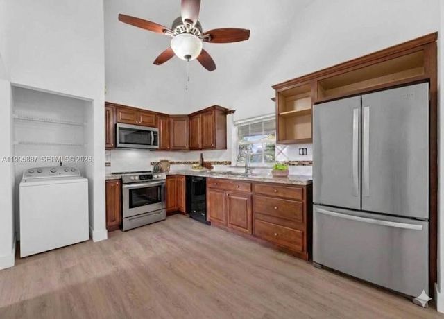 2710 Azalea Ave, Miramar, FL 33025