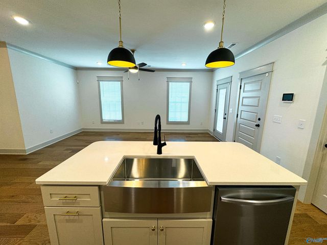 119 Bullpen Alley, Madison, AL 35758