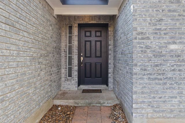 106 Shadow Wood TRL, Cedar Creek, TX 78612