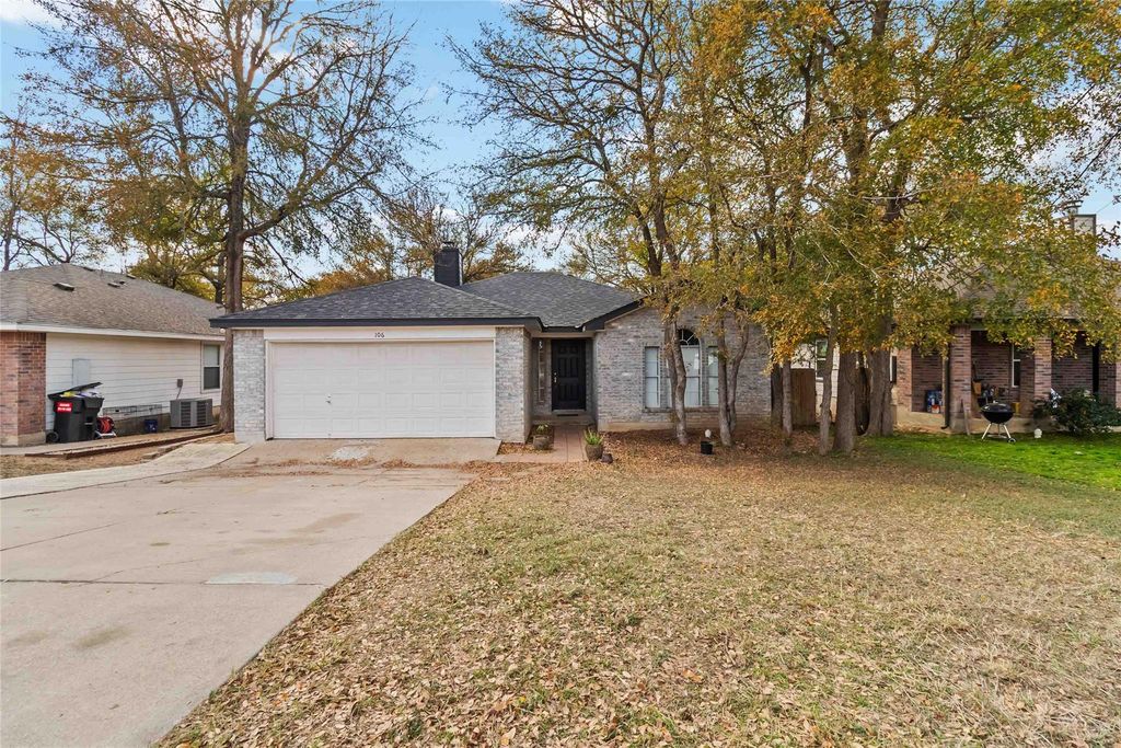106 Shadow Wood TRL, Cedar Creek, TX 78612