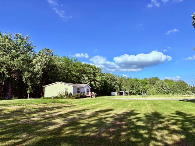 1036 Winter Drive NW, Baudette, MN 56623