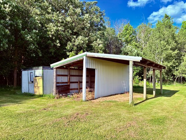 1036 Winter Drive NW, Baudette, MN 56623