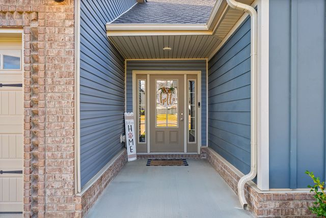 780 Lillian Grace Dr, Clarksville, TN 37043