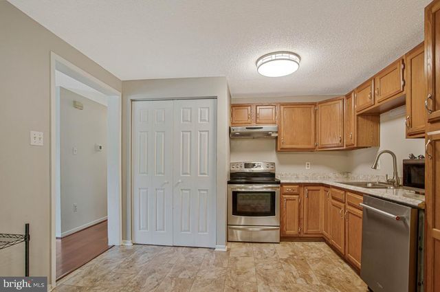 406 LAUREL DR, Lusby, MD 20657