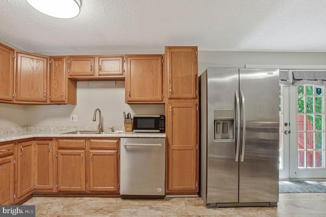 406 LAUREL DR, Lusby, MD 20657