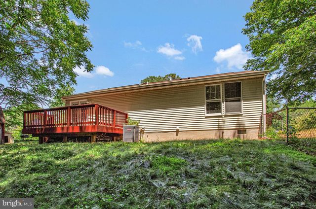 406 LAUREL DR, Lusby, MD 20657