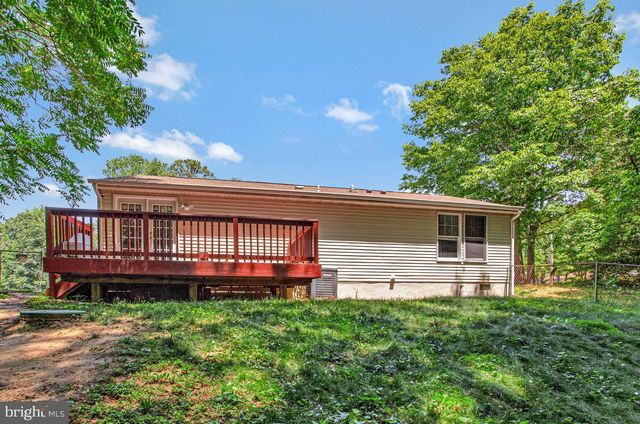 406 LAUREL DR, Lusby, MD 20657