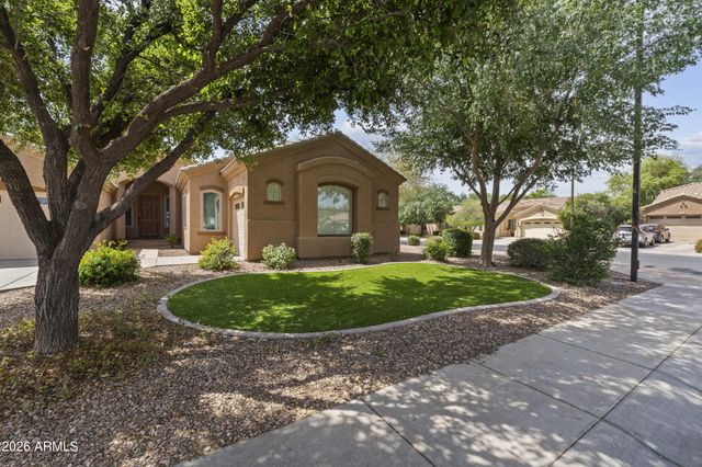 1235 E BARANCA Road, Gilbert, AZ 85297