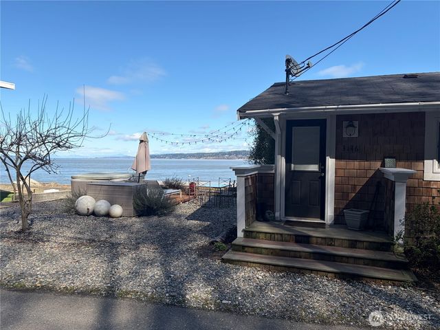 3151 Shoreline Drive, Camano Island, WA 98282