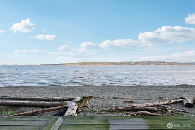 3151 Shoreline Drive, Camano Island, WA 98282