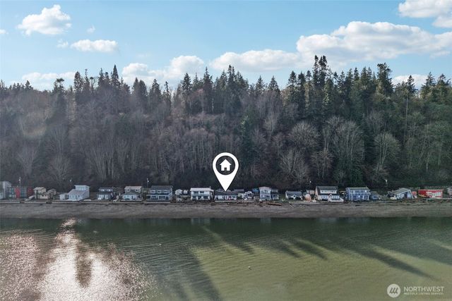 3151 Shoreline Drive, Camano Island, WA 98282