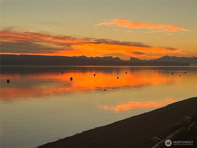 3151 Shoreline Drive, Camano Island, WA 98282