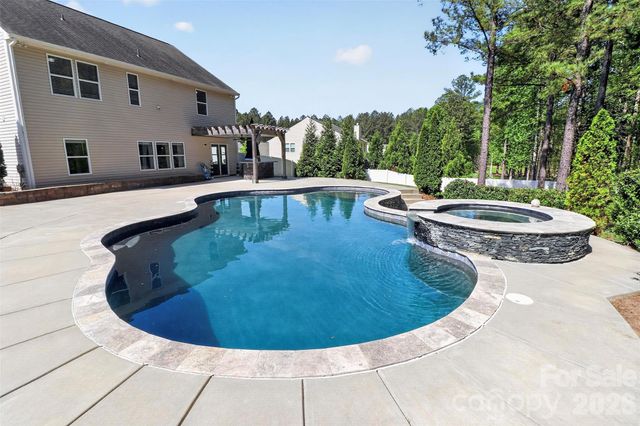 6416 Fawn Crest Drive, Waxhaw, NC 28173