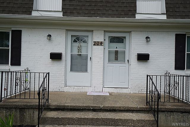 204 Glenhaven Drive, Amherst, NY 14228