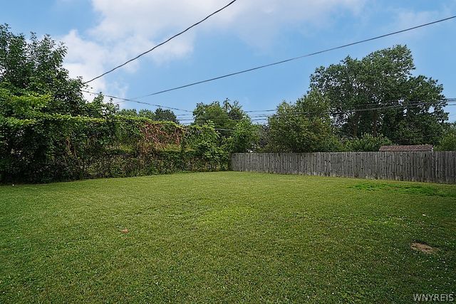 204 Glenhaven Drive, Amherst, NY 14228
