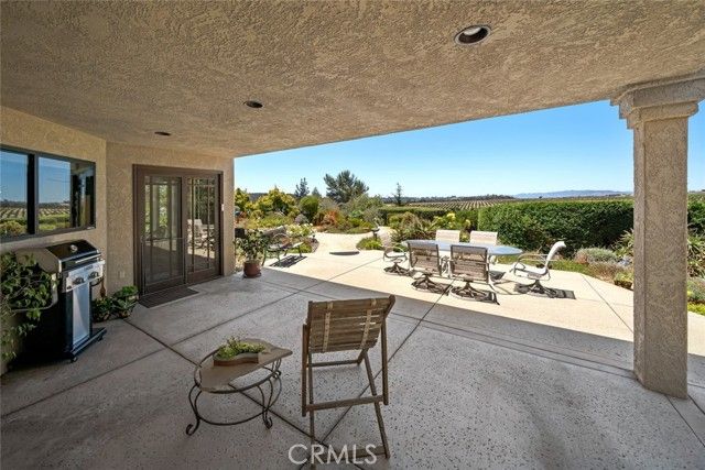 225 Broken Arrow Road, Nipomo, CA 93444