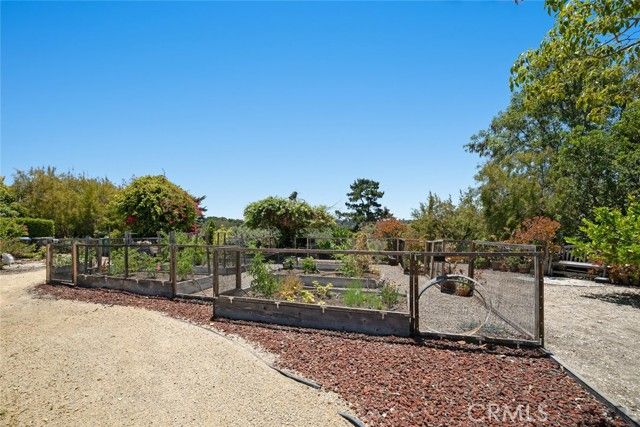 225 Broken Arrow Road, Nipomo, CA 93444