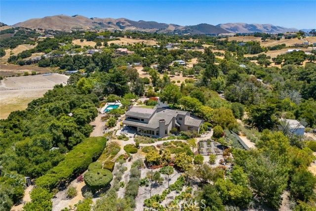 225 Broken Arrow Road, Nipomo, CA 93444