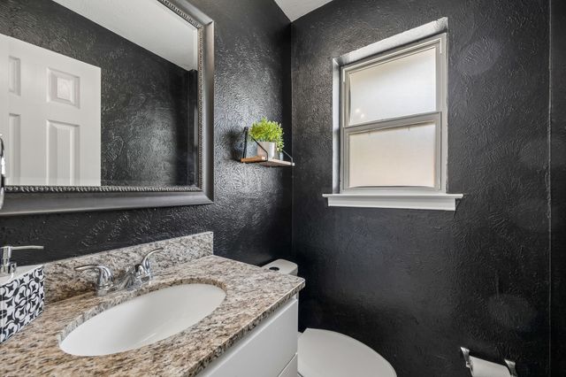 9336 Heatherdale Drive, Dallas, TX 75243