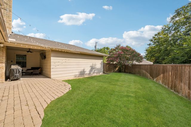 9336 Heatherdale Drive, Dallas, TX 75243