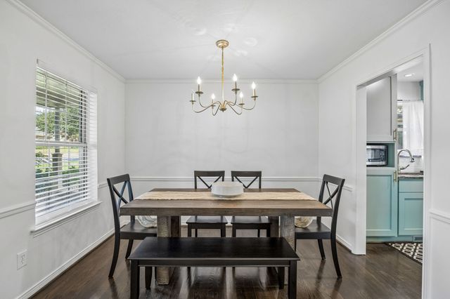 9336 Heatherdale Drive, Dallas, TX 75243