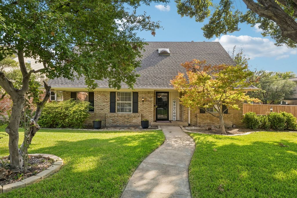9336 Heatherdale Drive, Dallas, TX 75243