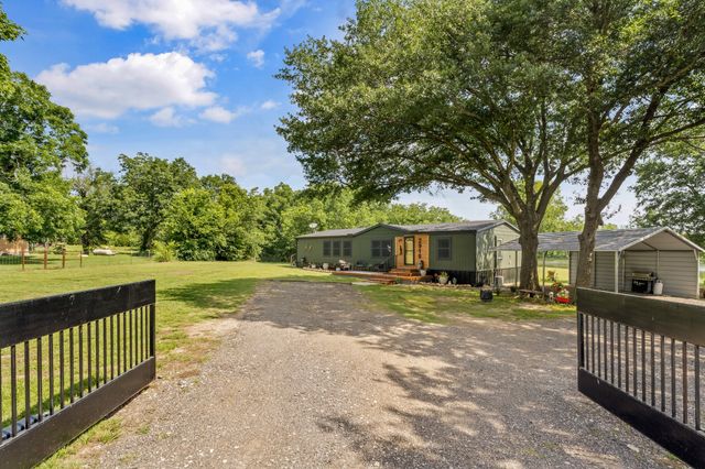 2918 Fm 2194, Celeste, TX 75423