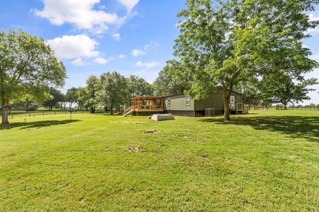 2918 Fm 2194, Celeste, TX 75423