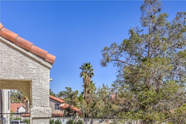 4824 Nara Vista Way 201, Las Vegas, NV 89103